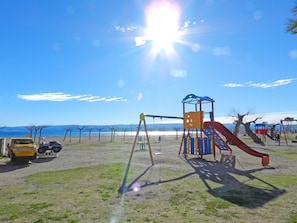 Beach nearby - Apartments Zecic (Omis)
