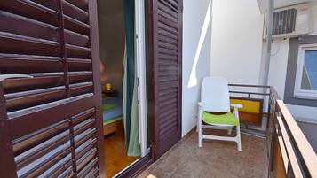 Apartment (A1) | Balkon