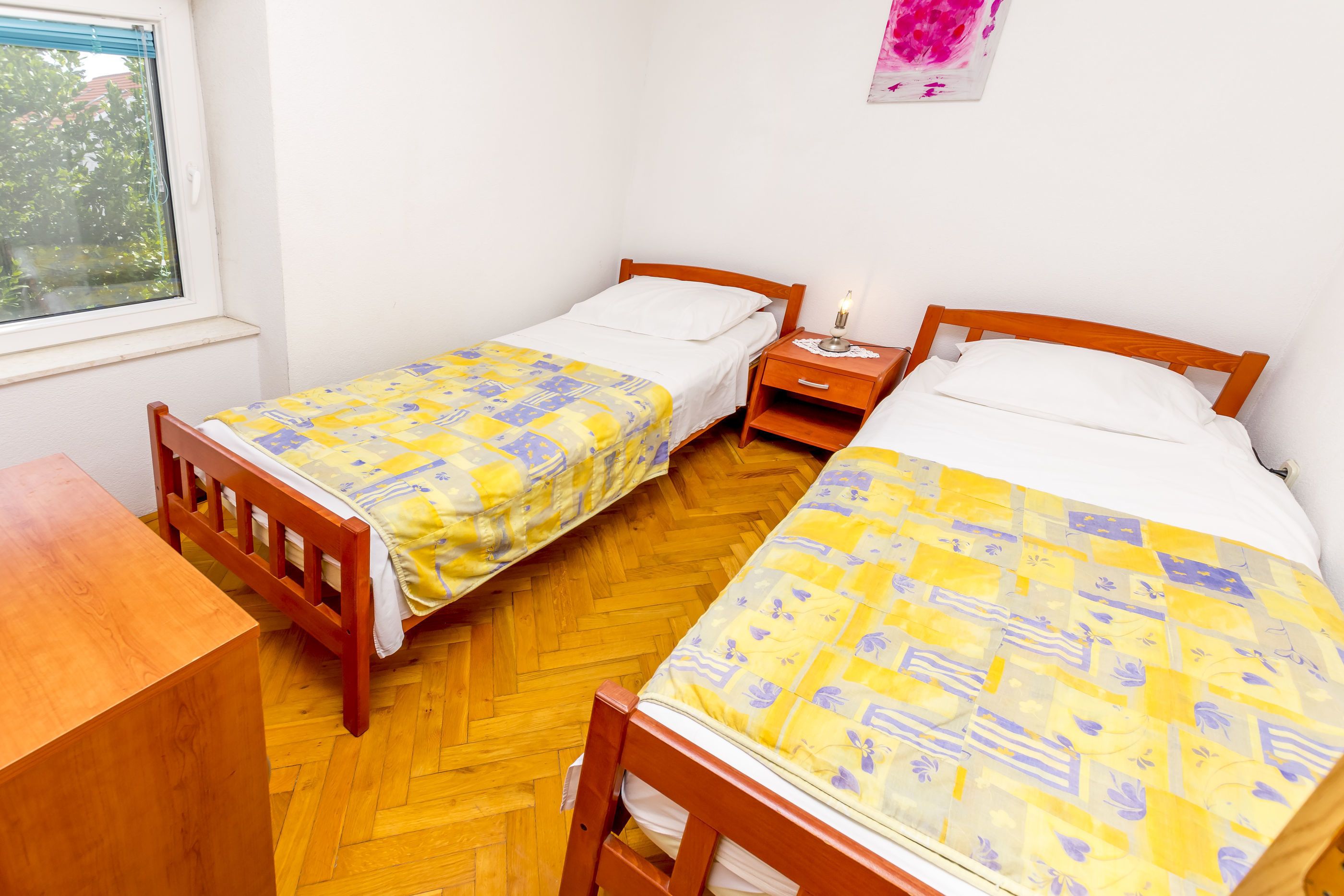 Iron/ironing board, free WiFi