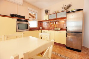 Apartment (A1) | Private kitchen