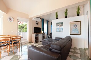 Apartment (A4) | Living room - Apartments Gordana (Omis)