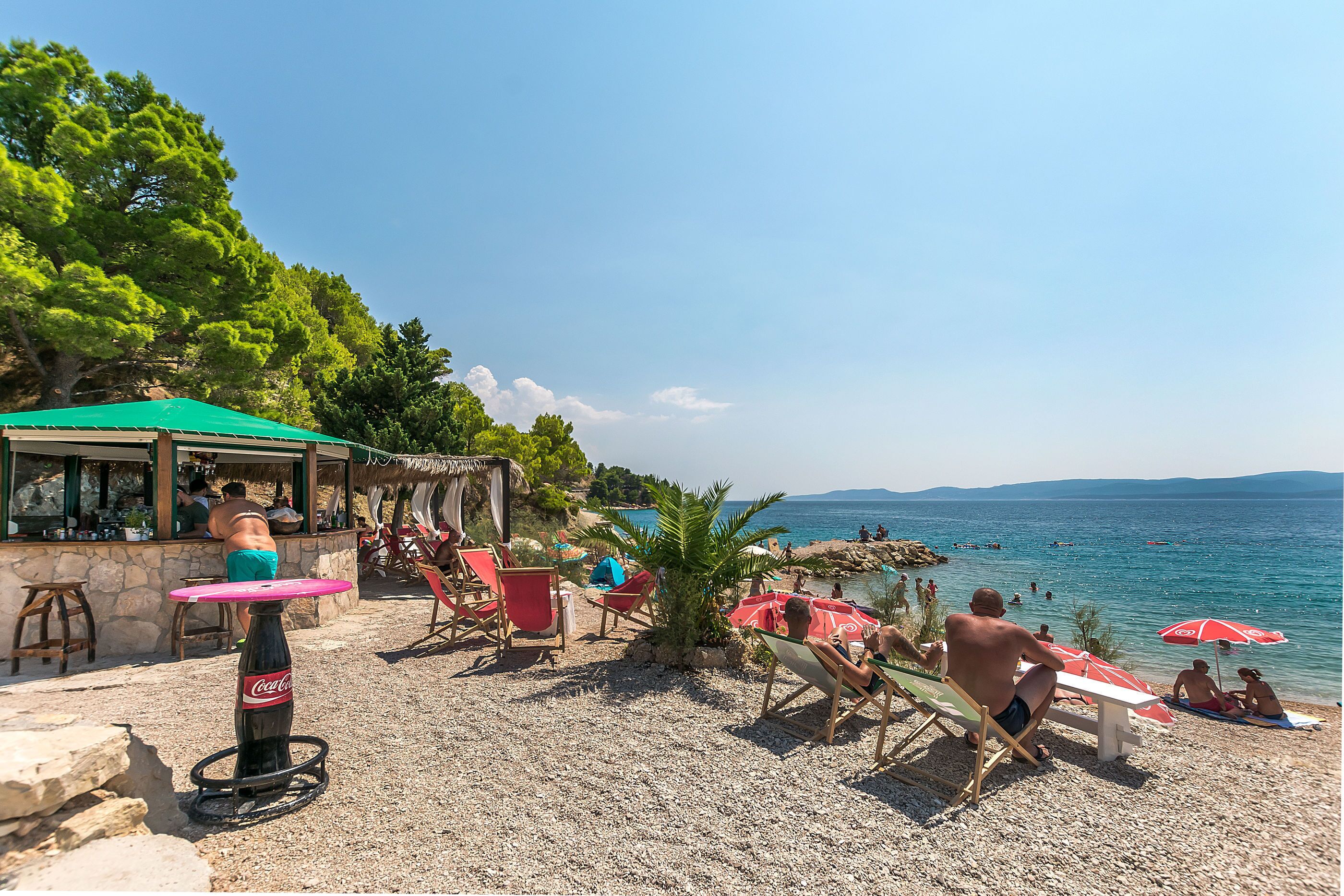 Una spiaggia nelle vicinanze