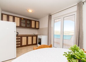 Appartement (A3) | Restauration