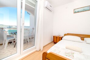 3 bedrooms, free WiFi - Apartments Iva (Trogir)