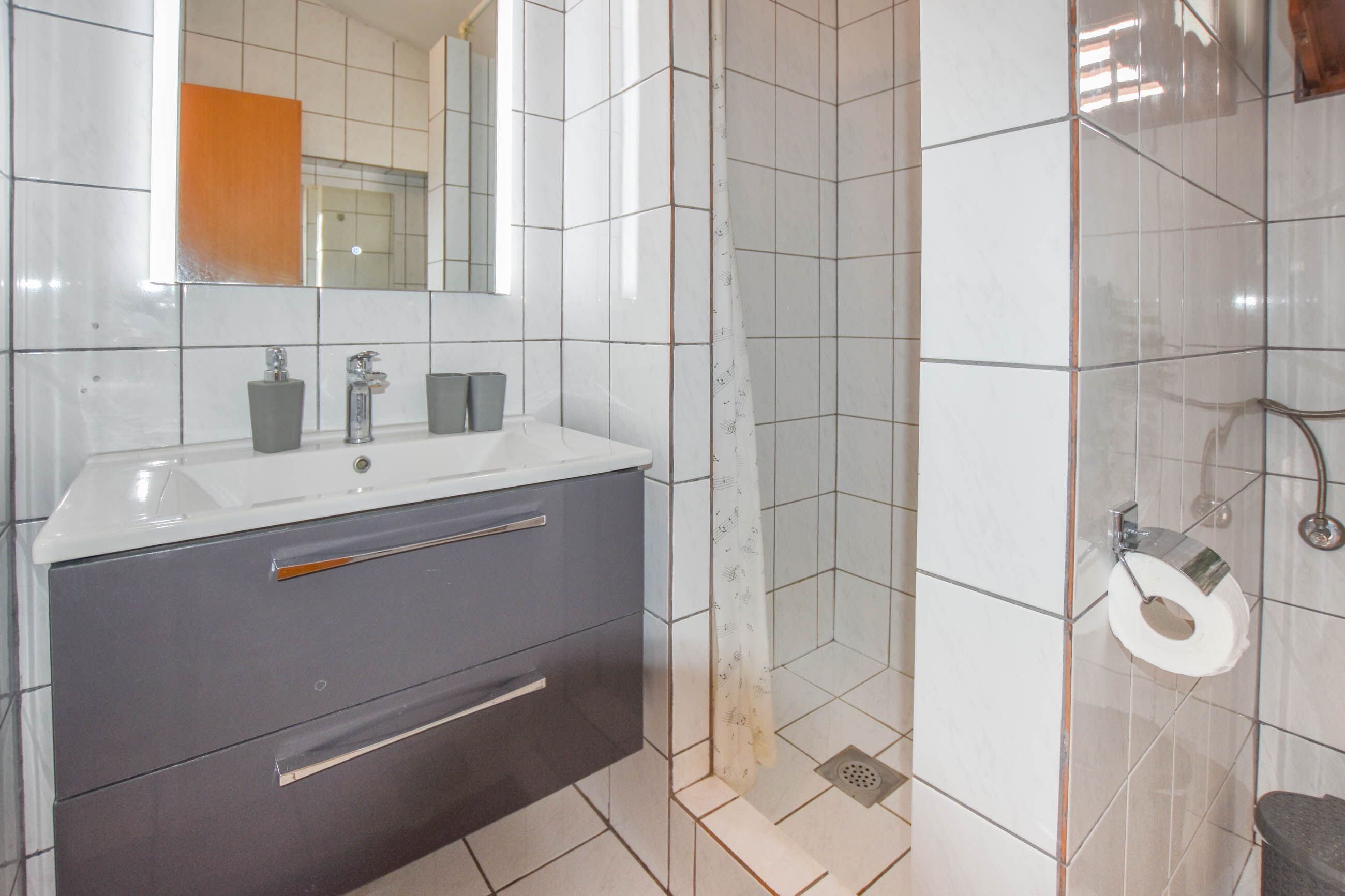 Apartment (A1) | Bathroom