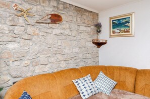 Apartment (A2) | Living room
