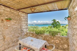 Apartment (A1) | Terrace/patio