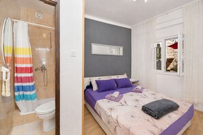 Apartment (A1) | Iron/ironing board, free WiFi, bed sheets - Apartment Milka City Centar (Vodice)