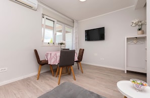 Apartment (A1) | Dining - Apartments Adriatic Blue With Pool (Omis)