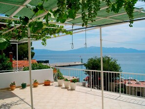 Terrace/patio - Apartment Ksenija (Gradac)