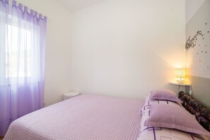 免费 WiFi、床单