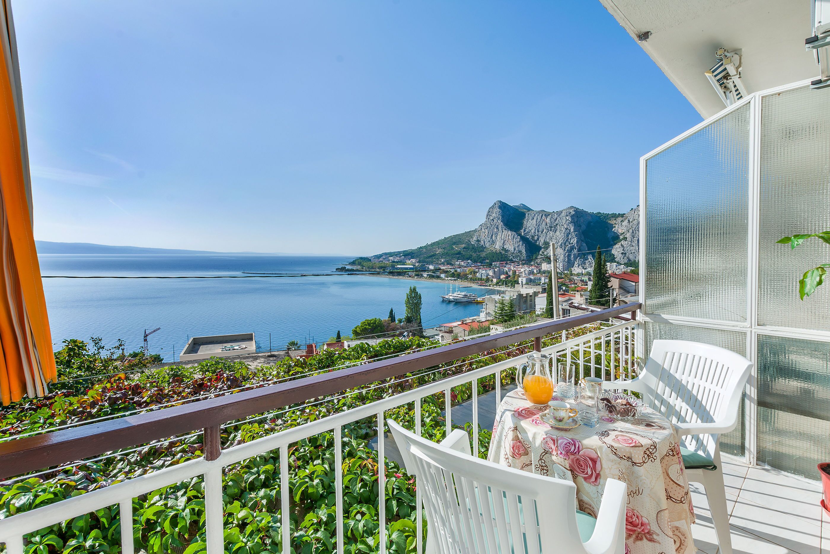 Apartment (A1) | Balcony