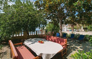 Garden - Apartment Marija (Jesenice)