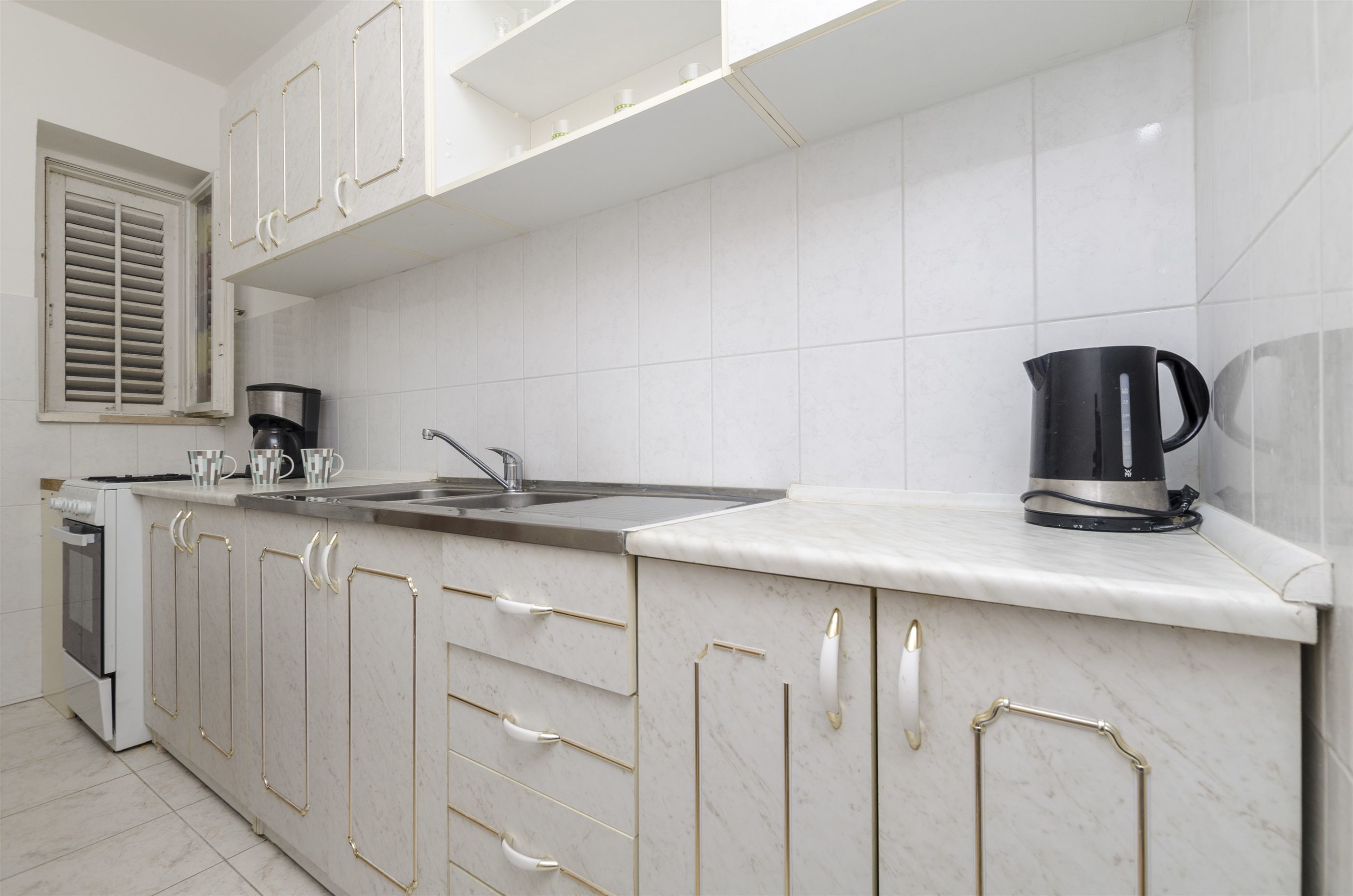 Private kitchen | Fridge, stovetop, espresso maker, electric kettle