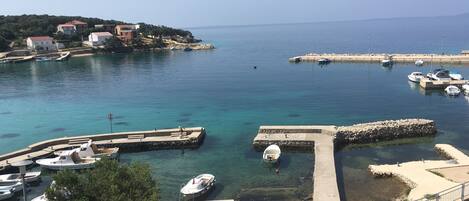 วิวริมน้ำ