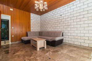 Living room | Flat-screen TV - Apartment Jerka (Supetar)