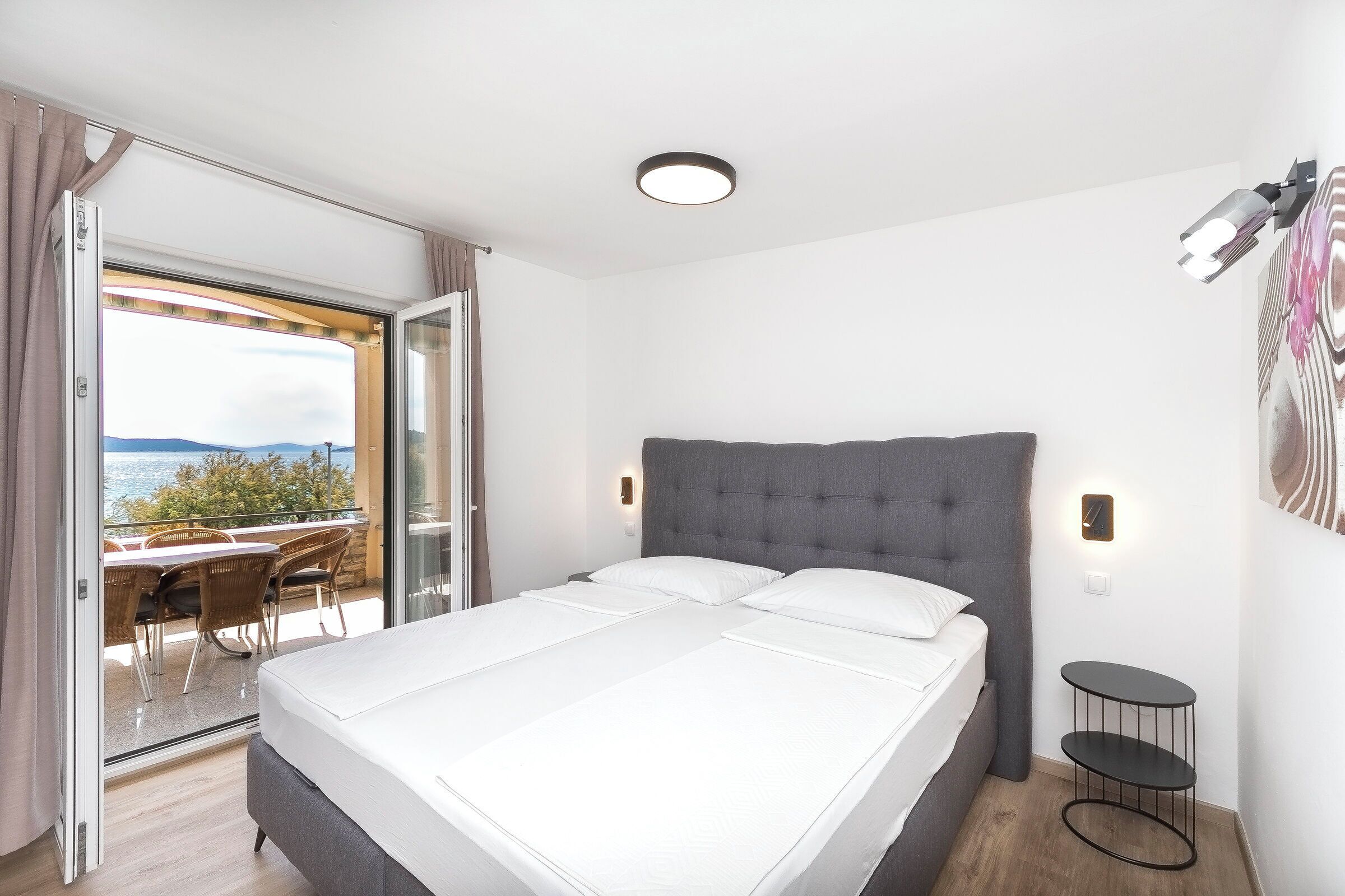 Apartment (A4)