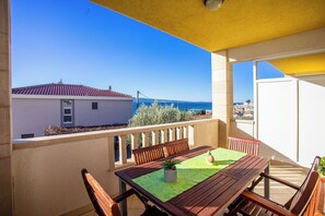 Apartment (A1) | Terrace/patio