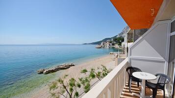 Apartment (A3) | Balkon