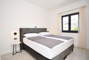 Apartment (A1)