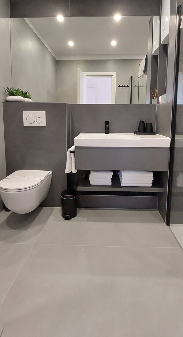 Apartment (A1) | Bathroom - Apartment Mirela (Split)