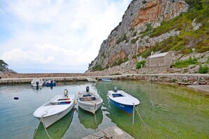 Beach nearby - Apartments and Rooms Stjepan (Jelsa)