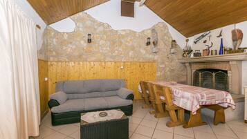 House | Living room | TV