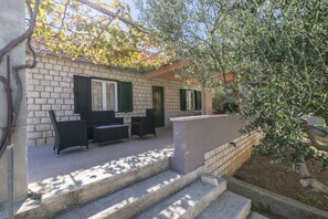 Building design - House Santa Barbara (Postira)