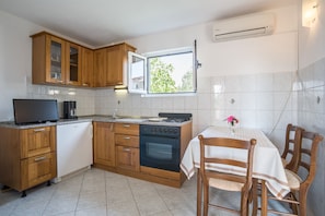 Apartment (A3) | Private kitchen