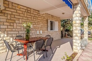 Apartment (A1) | Terrace/patio