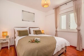 3 habitaciones y wifi gratis 
