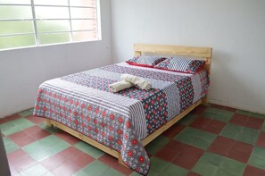 Habitació doble, 2 llits dobles, bany privat | Wifi gratuïta 