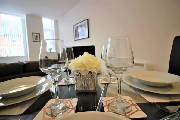 Dining - Self Catered Accommodation With Parking (Chester)