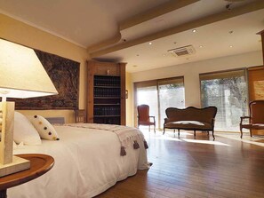 3 chambres, bureau, fer et planche à repasser, Wi-Fi gratuit
