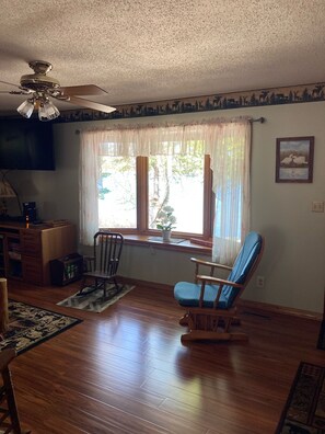 Interior - Family and pet friendly three bedroom home on Third Crow Wing Lake (Nevis)