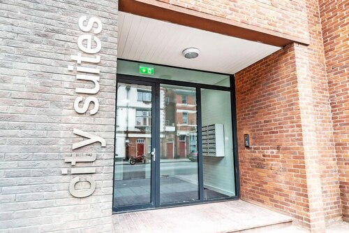 Chester Accommodation With Parking