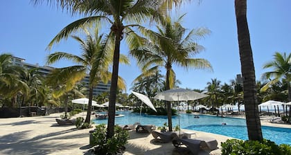 Exclusivo Penthouse Zona Diamante Con Club de Playa