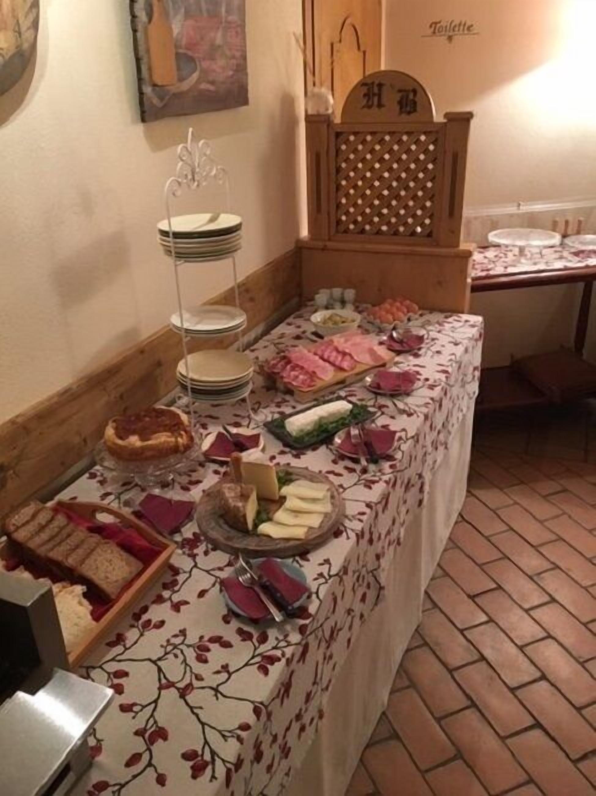 daily buffet breakfast (eur 15 per person)