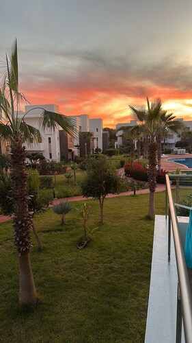 High standing apartment PERLA SAIDIA 3min walk from the beach