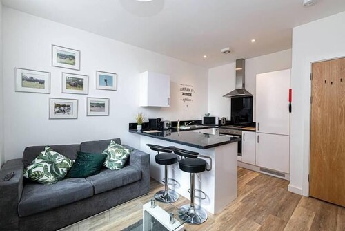 Self Catering Accommodation Chester – Sleeps 4