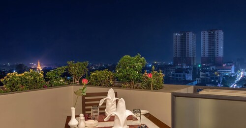 Capital Hotel