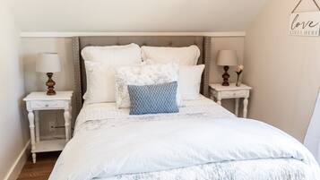 Superior Room | Premium bedding, blackout drapes, free WiFi, bed sheets