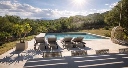 Villa d'exception avec vue mer & montagne- Sainte-Lucie de Porto-Vecchio