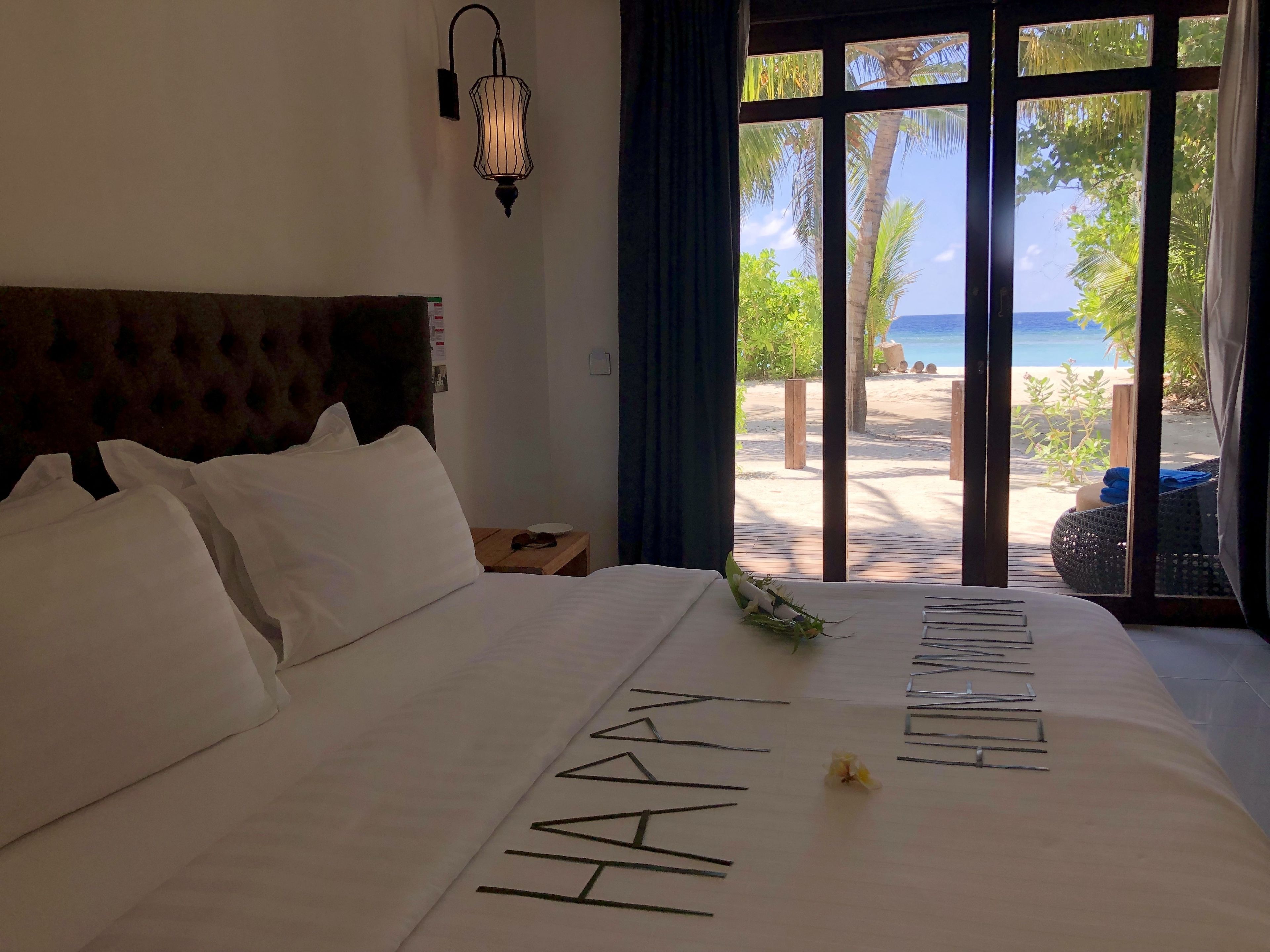 Habitación Deluxe doble, 1 cama de matrimonio grande, no fumadores, vistas a la playa | 1 dormitorio, ropa de cama de alta calidad, caja fuerte