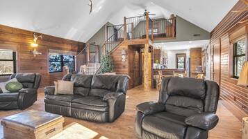 Fernseher, Kamin, DVD-Player, Videothek