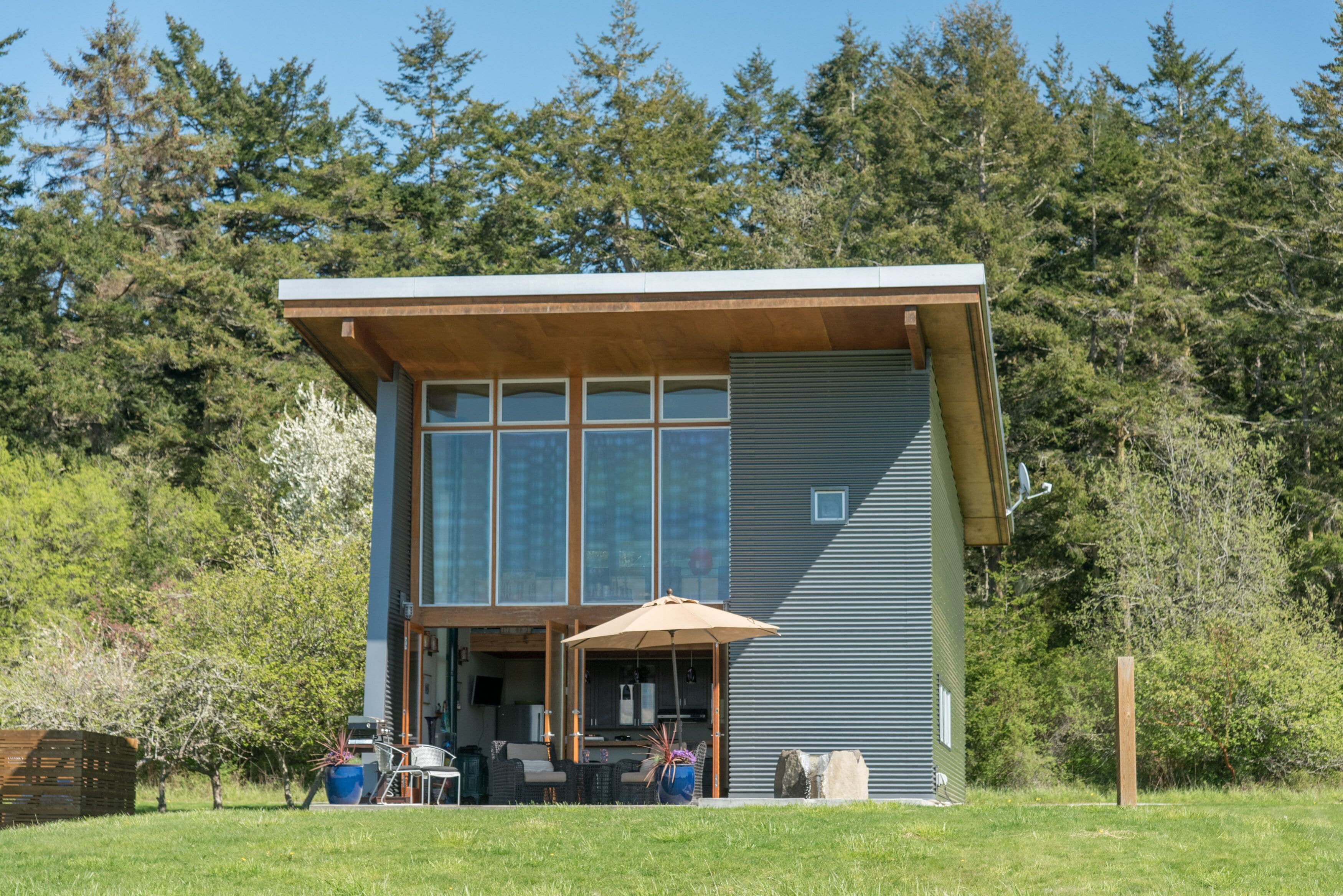 Nowak House - Lopez Island's One of a Kind Intimate Getaway