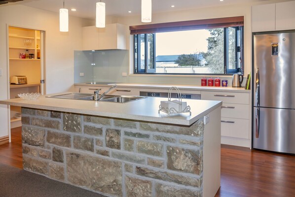 Fridge, microwave, oven, dishwasher