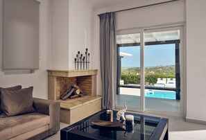 Smart TV, fireplace - Sun Villa (135sqm, Sea View, Infinity Pool) (Lithakia)