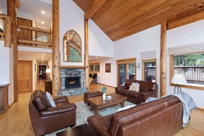 TV, fireplace, offices