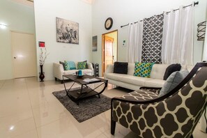 Living area - Serenity Villa Drax Hall w/Pool Near Dunns River! (Ocho Rios)